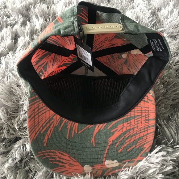 Braxton Cap - Picture 4 of 5